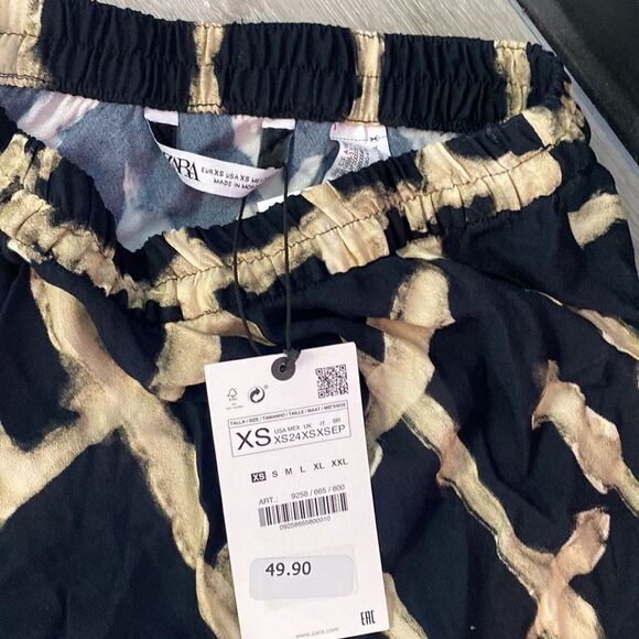 ZARA PRINTED FLOWING SKIRT XS BLACK/CREAM NWT - Picture 4 of 8